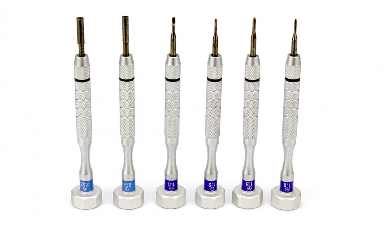 Набір інструмента для майстра на підставці A107P