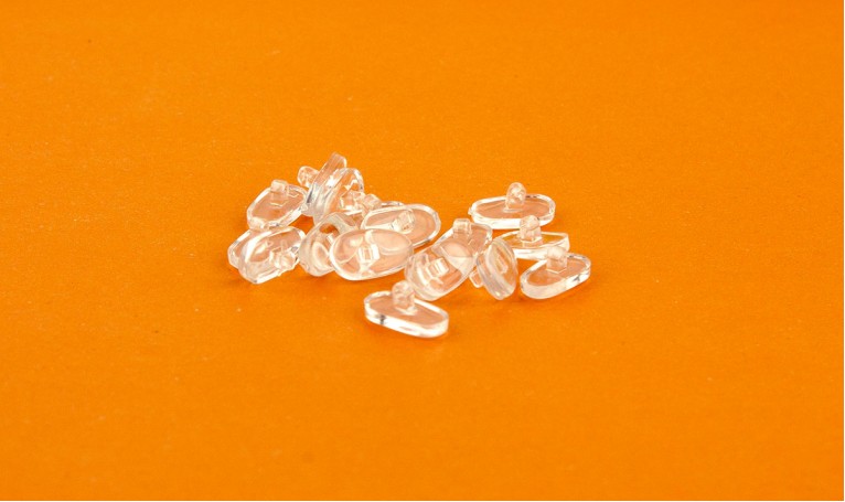 Силіконовий носоупор на мет. оправу під гвинт (маленький)